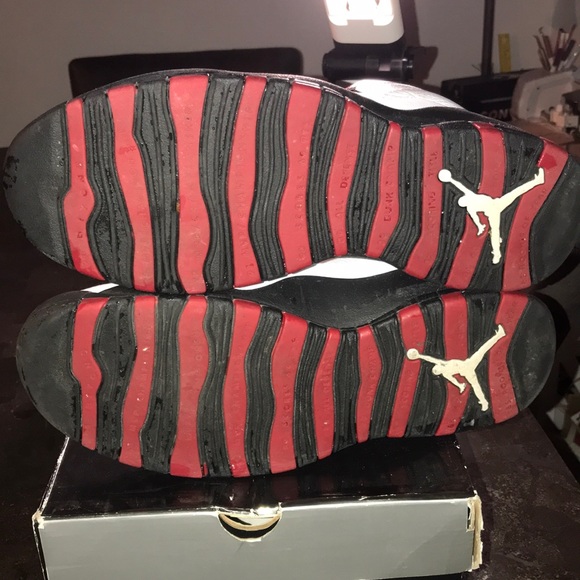 Air Jordan Retro 10. “Chicago” (2012) - Picture 5 of 7